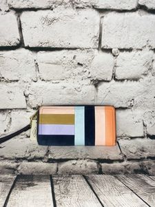 NWT Fossil Logan RFID Zip Around Wallet